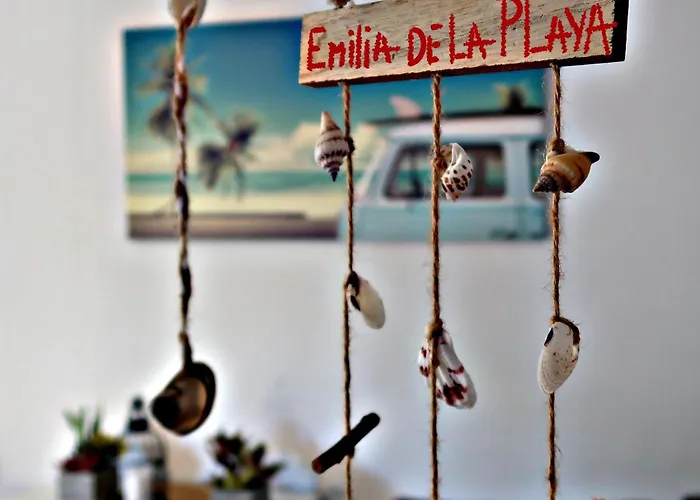 Emilia De La Playa